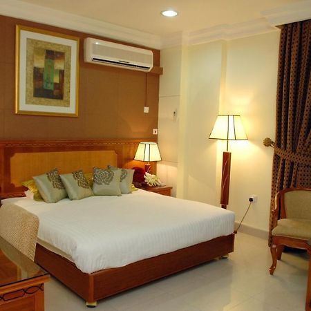 Al Muntazah Plaza Hotel Dauhá Exteriér fotografie