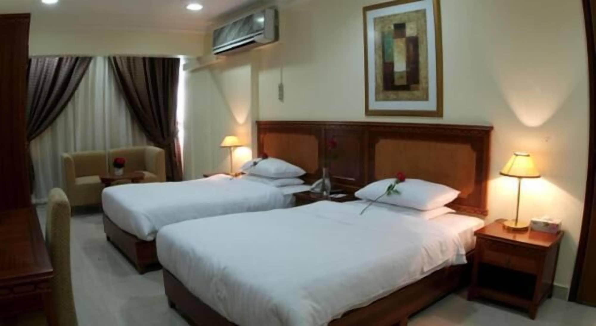 Al Muntazah Plaza Hotel Dauhá Pokoj fotografie